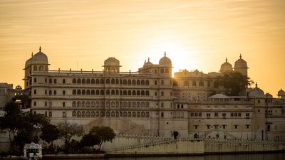 Abercrombie & Kent and Crystal Cruises are partnering to offer a free cruise.