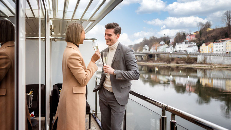 Amawaterways couple Amawaterways couple