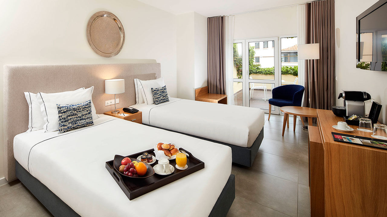 Clients can choose from a range of deluxe guestrooms and suites at the newly renovated 205-room Tivoli Lagos Algarve Hotel.