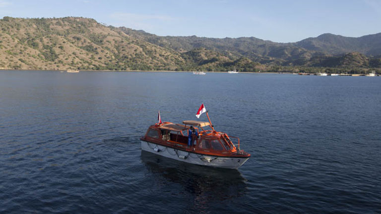 Due to the expedition-like nature of the ship, tenders are often used before making a water landing. // © 2017 Mindy Poder