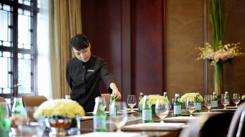 <b>Four Seasons Hotel Hangzhou at West Lake Meeting</b>. Images powered by <a href=_-9.html title="Leonardo Worldwide" target="_blank">Leonardo</a>.