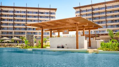 The Dreams Estrella del Mar Mazatlan Golf & Spa Resort opened in 2024 on the grounds of the Estrella del Mar golf and leisure development.