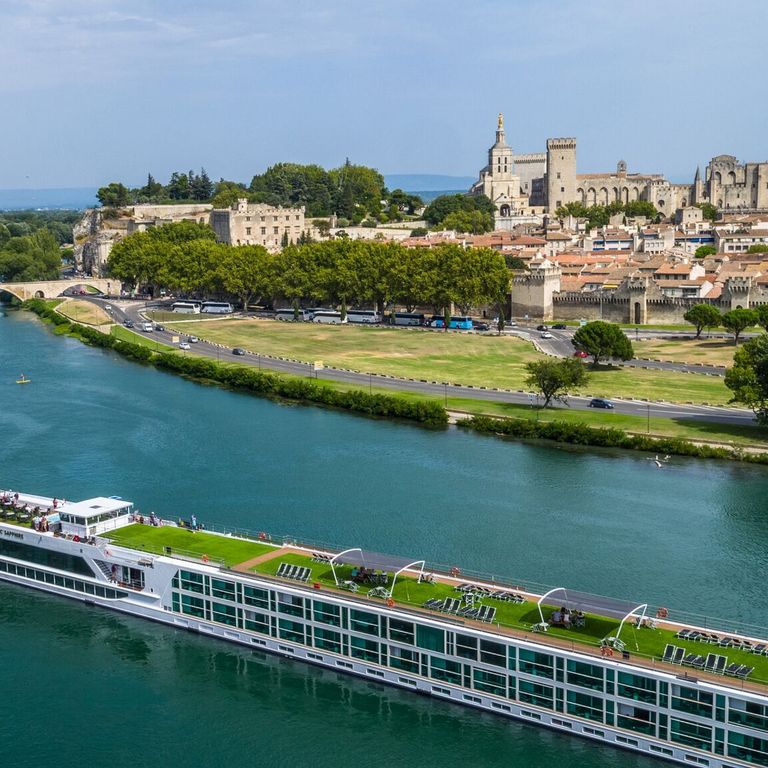 Scenic Cruises & Ships