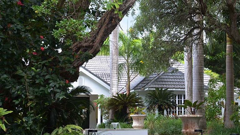 The entrance to the resort’s Fern Tree Spa // © 2016 Parm Parmar